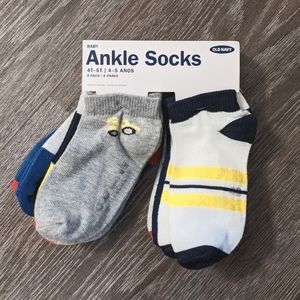 8 Pack Old Navy Toddler Ankle Socks Trucks/Vehicles 4T-5T